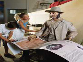 Bay Discovery Centre - C Tourism 0