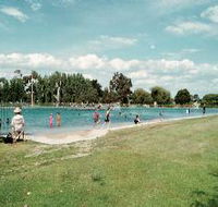 Millicent Swimming Lake - C Tourism