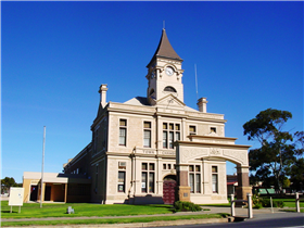 Historic Wallaroo Town Walk - C Tourism 0