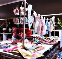 Under The Oak Handmade Gallery and Gifts - C Tourism