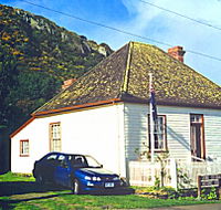 Joe Lyons Cottage - C Tourism