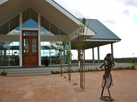 ArtWine Cellar Door - C Tourism 0