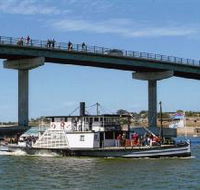 Paddle Steamer Oscar W - C Tourism