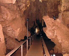 Cutta Cutta Caves Nature Park - C Tourism 0