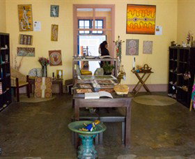 Lyons Cottage - C Tourism 0
