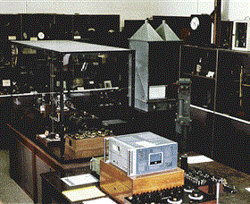 UQ Physics Museum - C Tourism