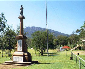 Maroon State School War Memorial - C Tourism 0