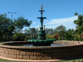 Band Rotunda And Fairy Fountain - C Tourism 0