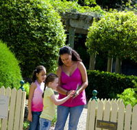 Redlands IndigiScapes Centre - C Tourism