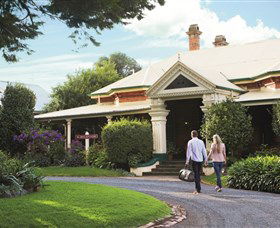 Historical Walk Through Russell Street - C Tourism 0