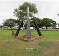 Richmond War Memorial - C Tourism