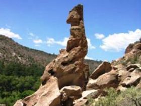 Donnellys Castle - C Tourism 0