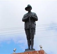 Charters Towers Memorial Cenotaph - C Tourism