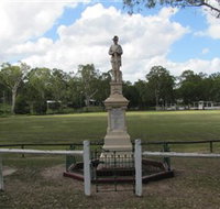 Apple Tree Creek War Memorial - C Tourism
