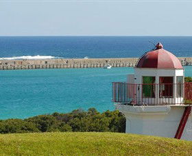 Flagstaff Hill Maritime Village & Shipwrecked Sound And Laser Show - C Tourism 0