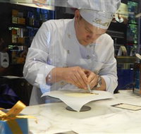 Lindt Maitre Chocolatier - C Tourism