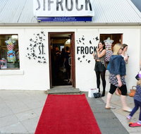 St Frock - C Tourism