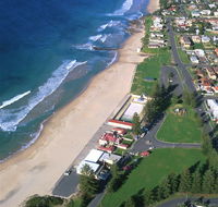 Thirroul Beach - C Tourism