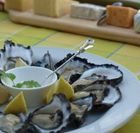Oyster Shed on Wray Street - C Tourism