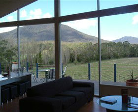 Boat O'Craigo Wines - C Tourism 2