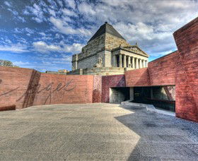 Shrine Of Remembrance - C Tourism 0