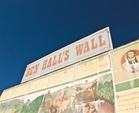 Ben Hall Wall - C Tourism 0