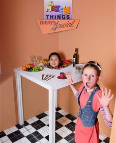 A Maze'N Things - C Tourism 1