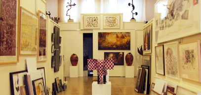 Australian Galleries - Roylston Street - C Tourism 2