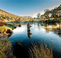Fly Fishing Tumut - C Tourism