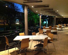 Castle Hill Tavern - C Tourism 0