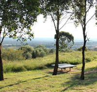 Turkeys Nest picnic area and lookout - C Tourism