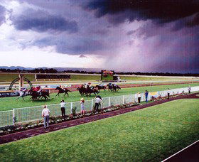 Hawkesbury Race Club - C Tourism 0