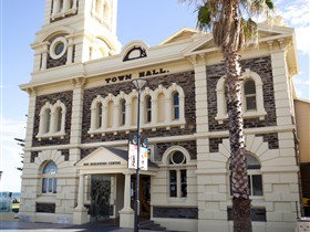 Bay Discovery Centre Museum - C Tourism 0