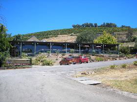 The Old Clarendon Inn And Millers Restaurant - C Tourism 0
