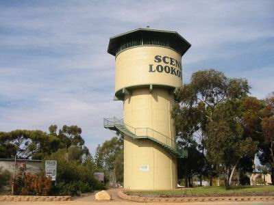 Berri Lookout Tower - C Tourism 0
