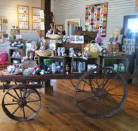 Emu Bay Lavender - C Tourism
