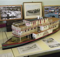 Wentworth Model Paddlesteamer Display - C Tourism