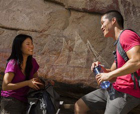 Nanguluwur Rock Art Site And Walk - C Tourism 0