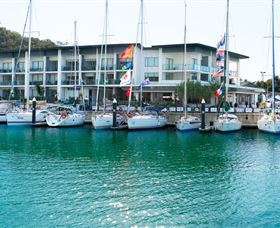 Nelly Bay - C Tourism 0