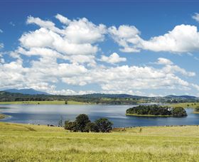 Lake Tinaroo - C Tourism 1