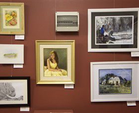 Merri View Gallery - C Tourism 1