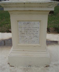 The Coronation Lamp Memorial - C Tourism 1