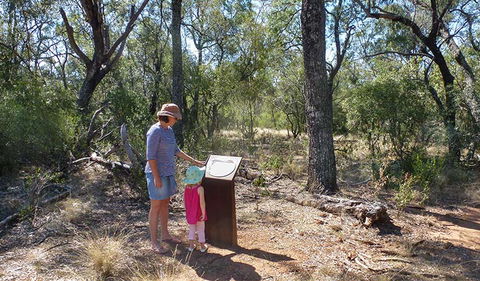 Deriah Aboriginal Information Bay - C Tourism 1