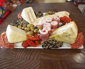 Knights Meats And Deli - C Tourism 1
