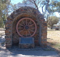 Jindera Pioneer Cairn - C Tourism