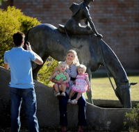 Dorothea Mackellar Memorial Statue - C Tourism