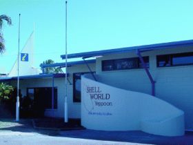 Shell World Yeppoon - C Tourism 0