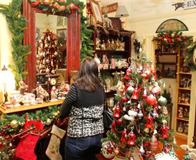 Rick Rutherfords Country Gallery - C Tourism 5