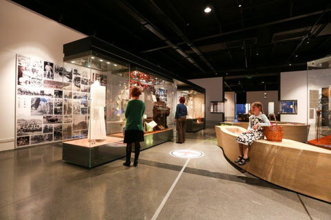 Albury Library Museum - C Tourism 8