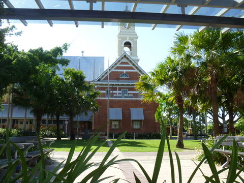Maryborough Town Hall Green - C Tourism 1